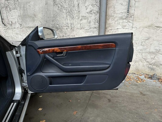 Audi A4 Cabriolet 3,0 V6 Exklusiv 220 PS 2003 -Automatik-, 38-LR-TT