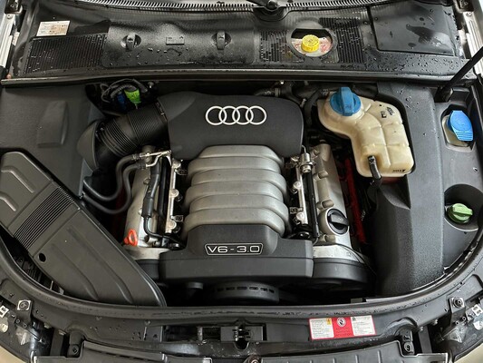 Audi A4 Cabriolet 3,0 V6 Exklusiv 220 PS 2003 -Automatik-, 38-LR-TT