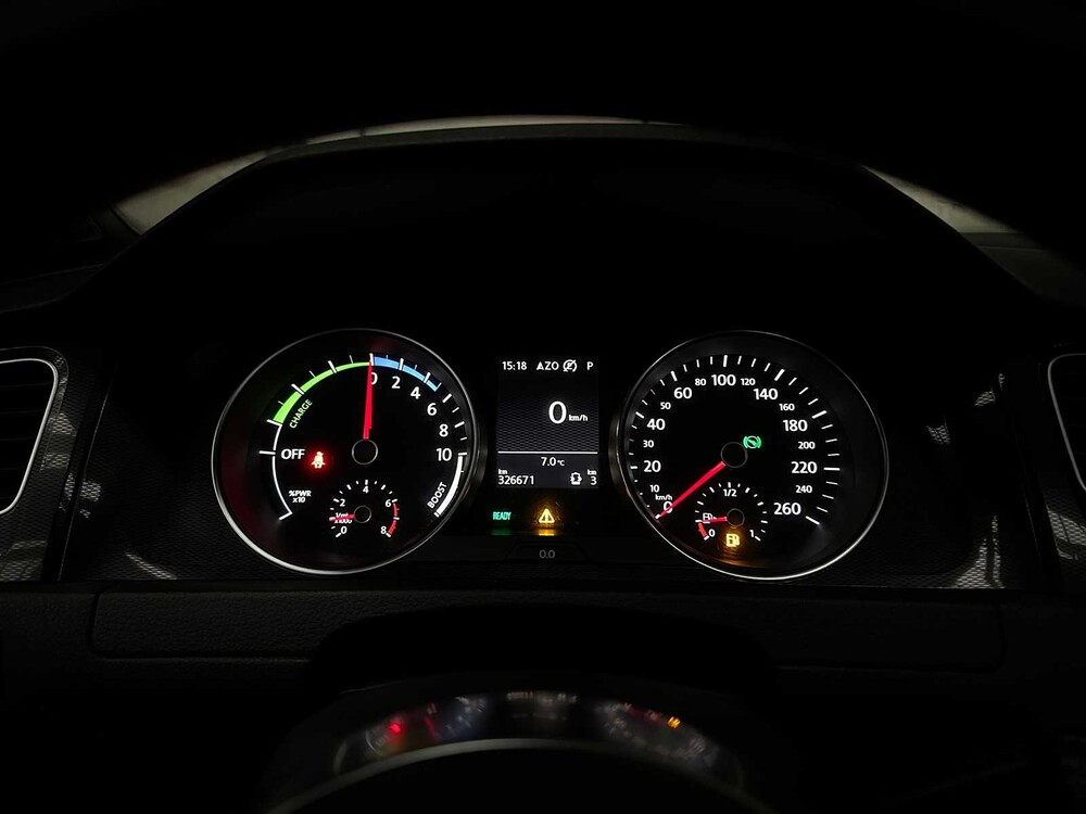 Volkswagen Golf GTE 1.4 TSI 150 PS 2015, 9-ZVB-02