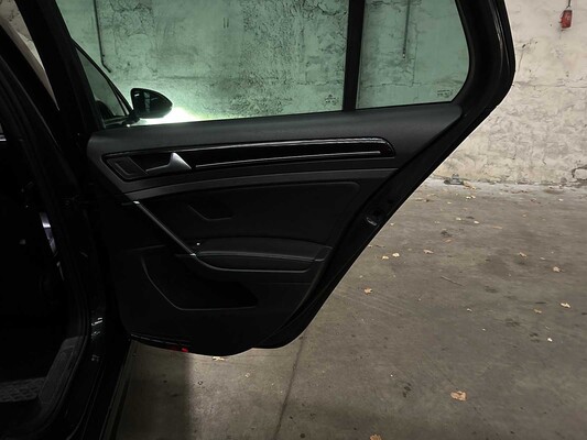 Volkswagen Golf GTE 1.4 TSI 150 PS 2015, 9-ZVB-02