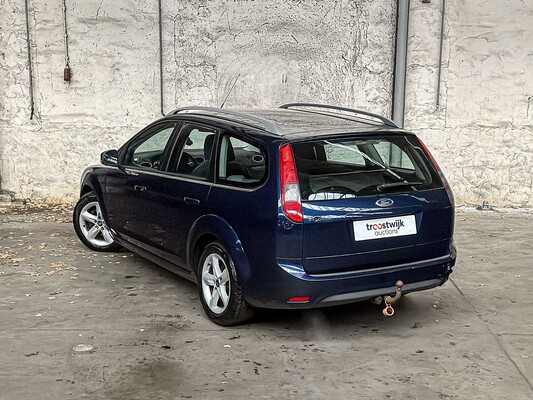 Ford Focus Kombi 1,6 Comfort 101 PS 2012, 01-SZV-4