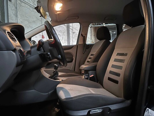 Ford Focus Kombi 1,6 Comfort 101 PS 2012, 01-SZV-4