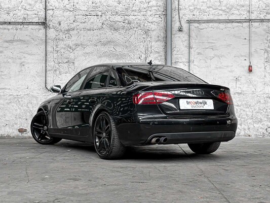 Audi A4 Limousine 2.0 TFSI quattro Pro Line S 211 PS 2010 (Org-NL), 77-LXF-2