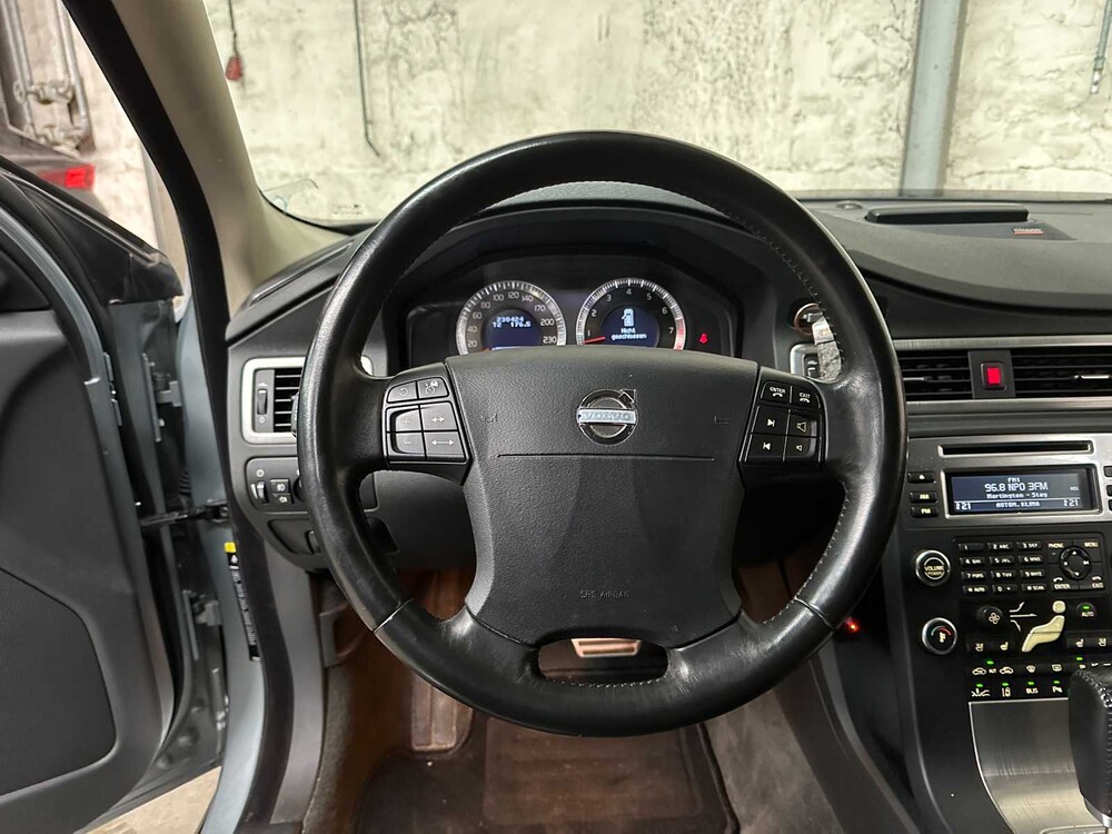 Volvo V70 3,0 T6 Allradantrieb Summum 286 PS 2008, JNJ-06-P