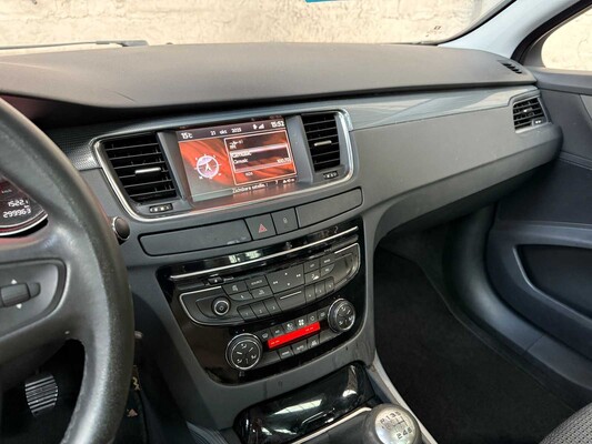 Peugeot 508 SW 1,6 THP Blue L. Exe. 157 PS 2012, 33-TDJ-1