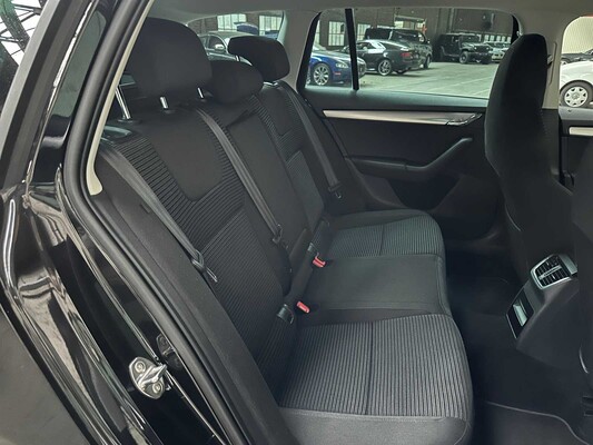 Skoda Octavia Combi 1.2 TSI Grt Eleg Bns 110 PS 2014