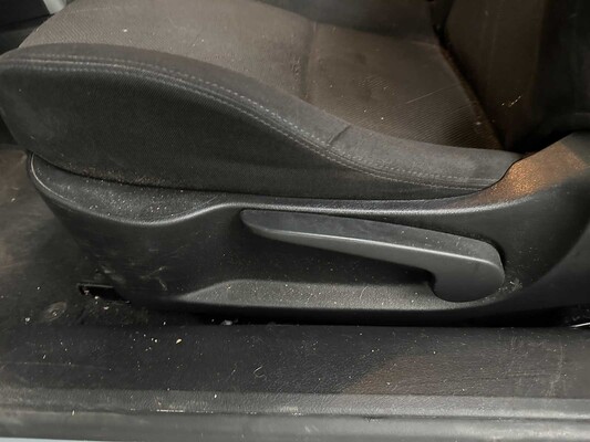 Peugeot 207 1.4 VTi XS Pack 95Pk 2007, 43-SRF-3