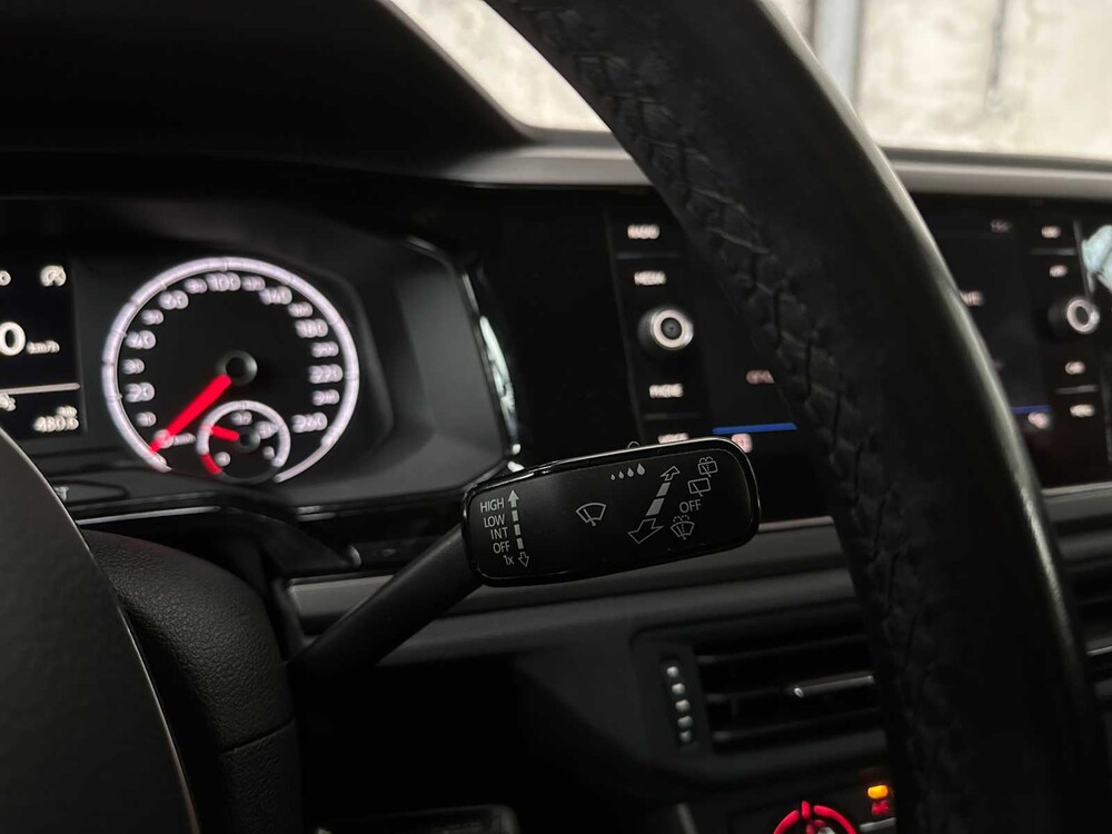 Volkswagen Polo 1.0 TSI Comfortline 95HP 2020, G-385-ZP