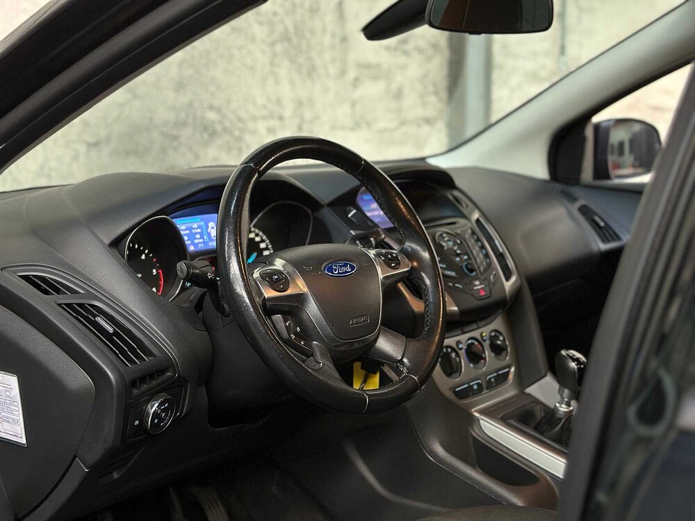 Ford Focus Wagon 1.6 tdci 105hp 2012, 56-ZFS-9