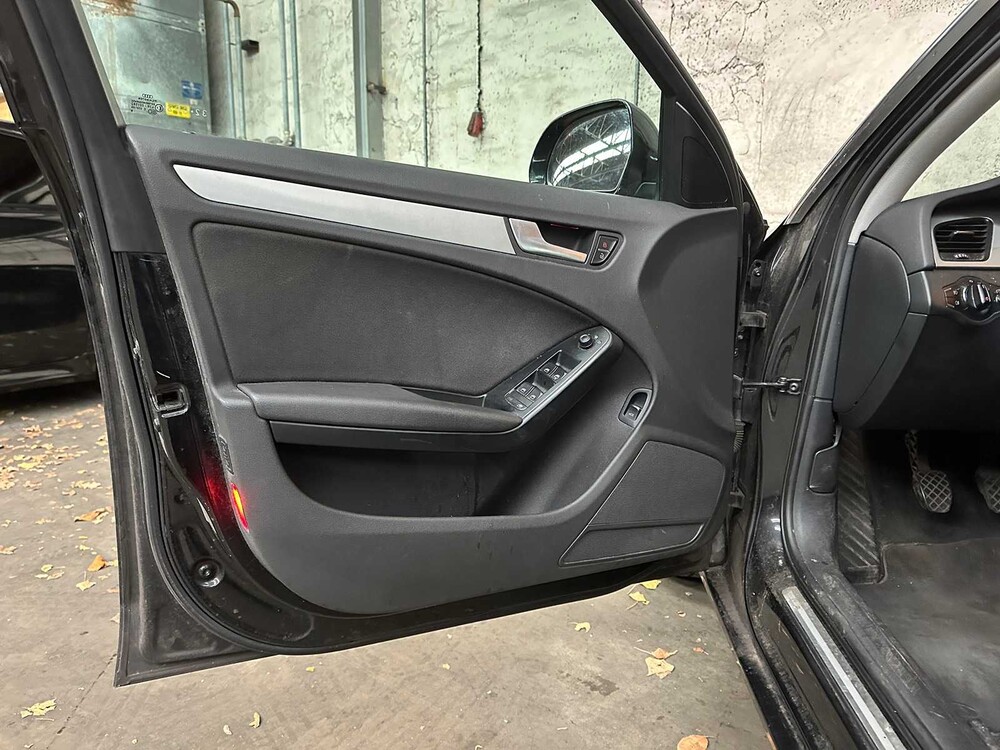 Audi A4 Limousine 1.8 TFSI Pro Line Business 160 PS 2008, 32-GPZ-8