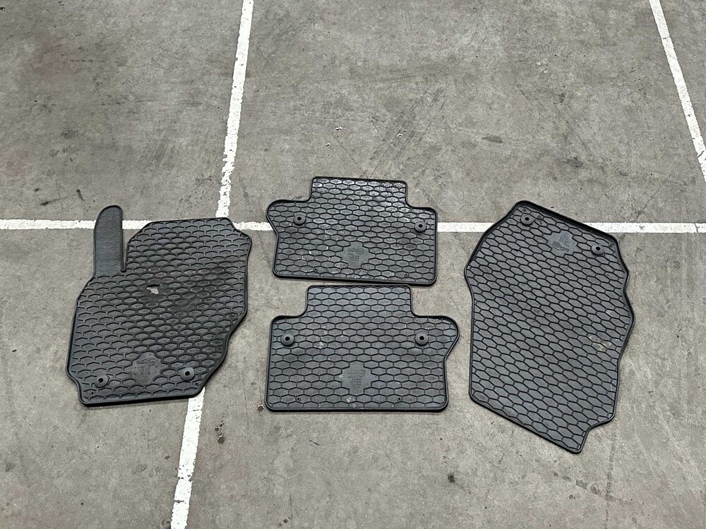 Volvo V70 1.6 T4 Lim. Edition 179HP 20011, 42-RRK-6