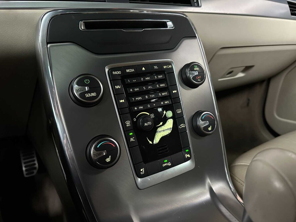 Volvo V70 1.6 T4 Lim. Edition 179HP 20011, 42-RRK-6