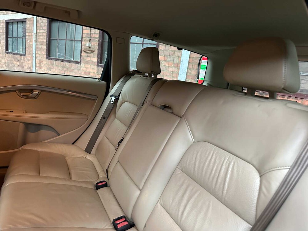 Volvo V70 1.6 T4 Lim. Edition 179HP 20011, 42-RRK-6