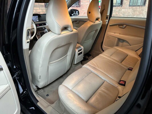 Volvo V70 1.6 T4 Lim. Edition 179PK 20011, 42-RRK-6