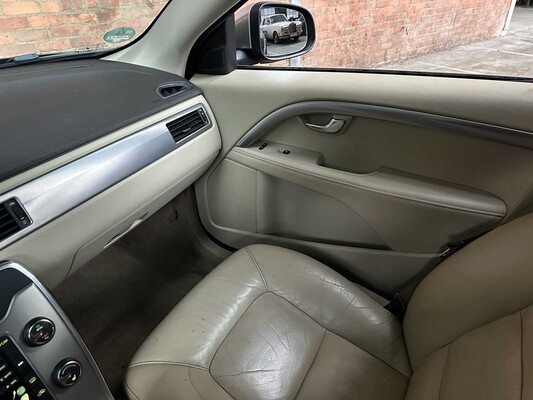 Volvo V70 1.6 T4 Lim. Edition 179HP 20011, 42-RRK-6
