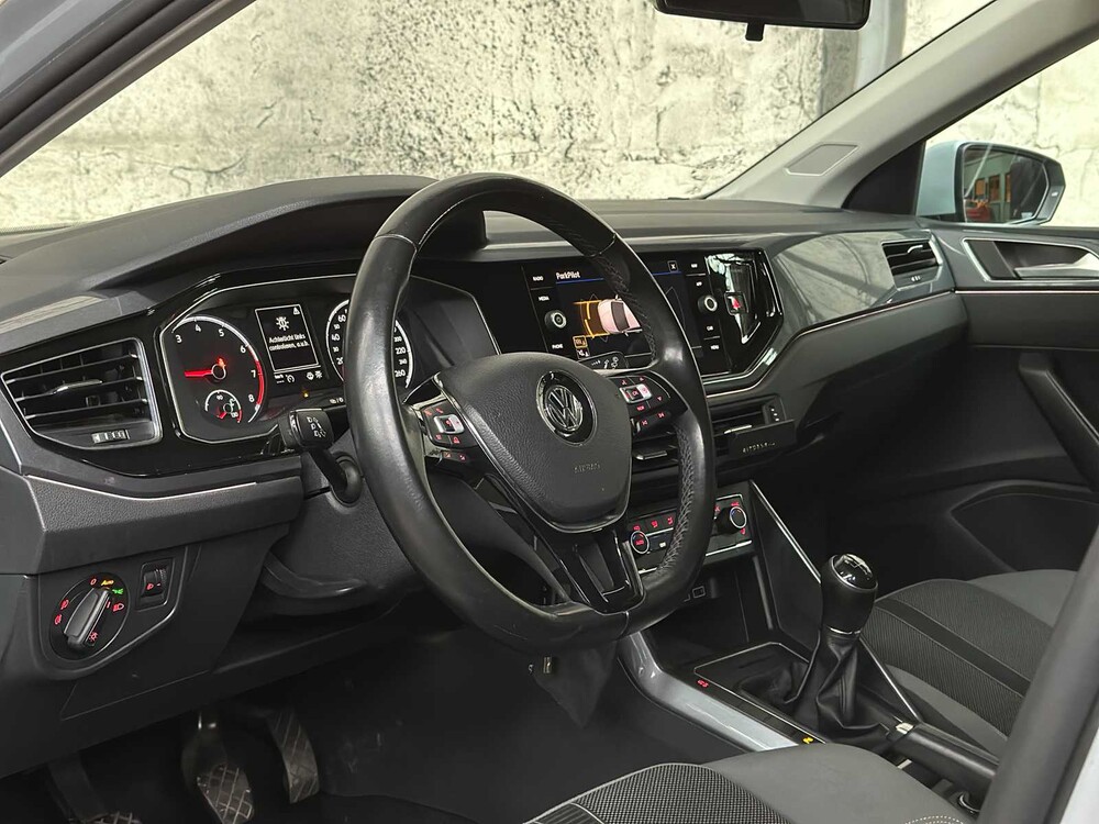 Volkswagen Polo 1.0 TSI Highline 95HP 2018, RZ-845-R