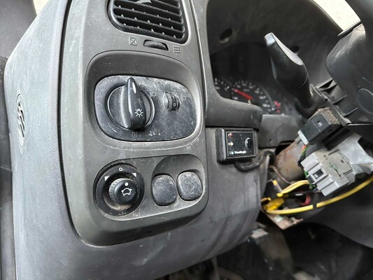 Ford Transit 260S 2.0TDdi 86PK 2003, 33-BK-DB