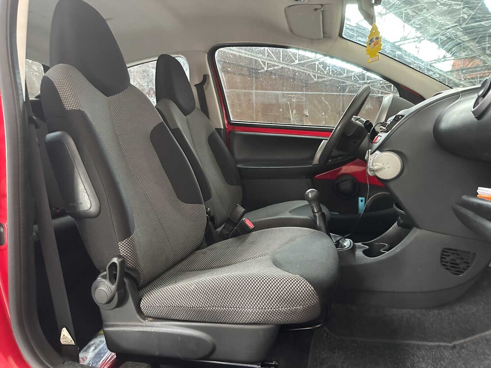 Toyota Aygo 1.0 VVT-i Access 28HP 2013, KT-612-X