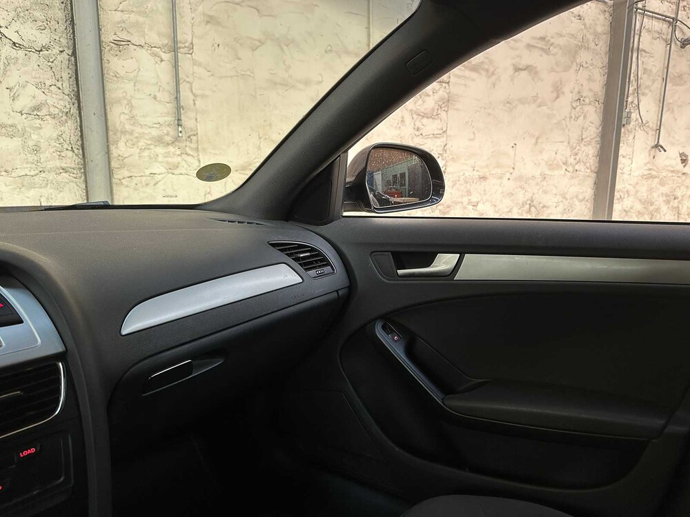 Audi A4 B8 Avant 1.8 TFSI Pro Line Business 160hp 2008, 61-GNZ-7