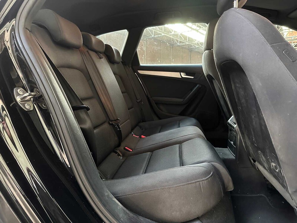 Audi A4 B8 Avant 1.8 TFSI Pro Line Business 160hp 2008, 61-GNZ-7