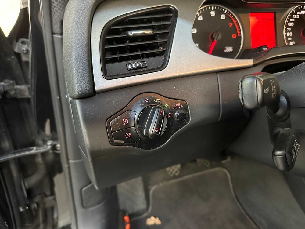 Audi A4 B8 Avant 1.8 TFSI Pro Line Business 160hp 2008, 61-GNZ-7