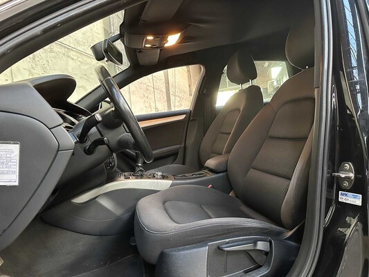 Audi A4 B8 Avant 1.8 TFSI Pro Line Business 160hp 2008, 61-GNZ-7