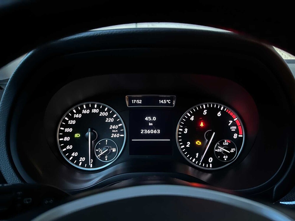 Mercedes-Benz B180 Ambition B-Class 122hp 2012, 97-XKZ-4