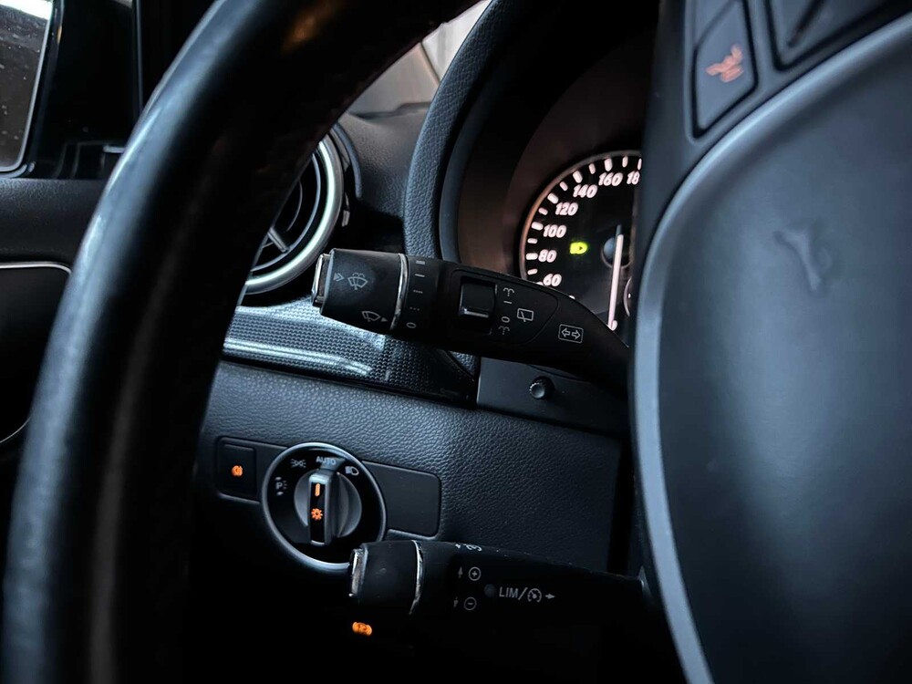 Mercedes-Benz B180 Ambition B-Class 122hp 2012, 97-XKZ-4