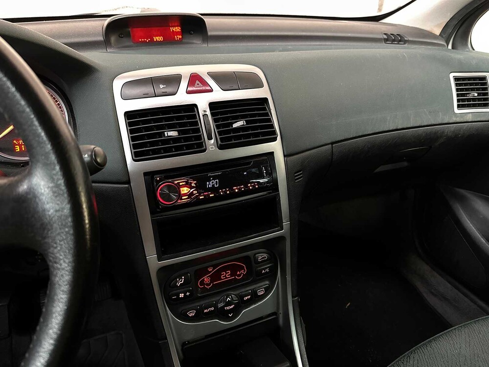 Peugeot 307 SW 1.6 16V 109hp 2003, 98-NL-HN