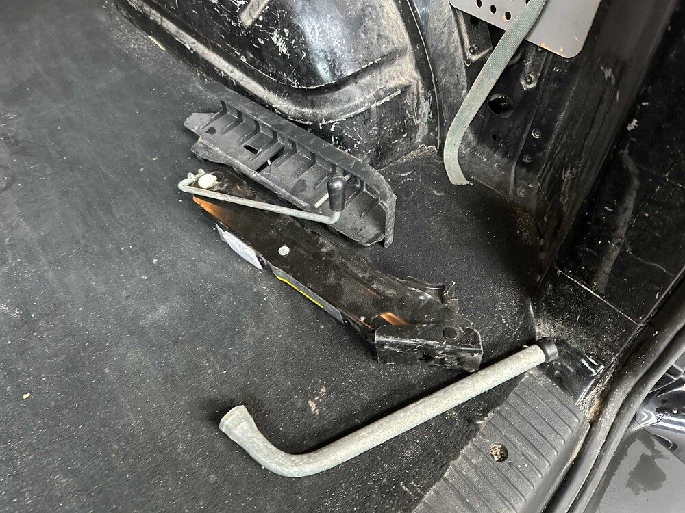 Volkswagen Transporter 2.0 TDI L2H1 204HP DSG -Automatic- 2018, VLF-25-X