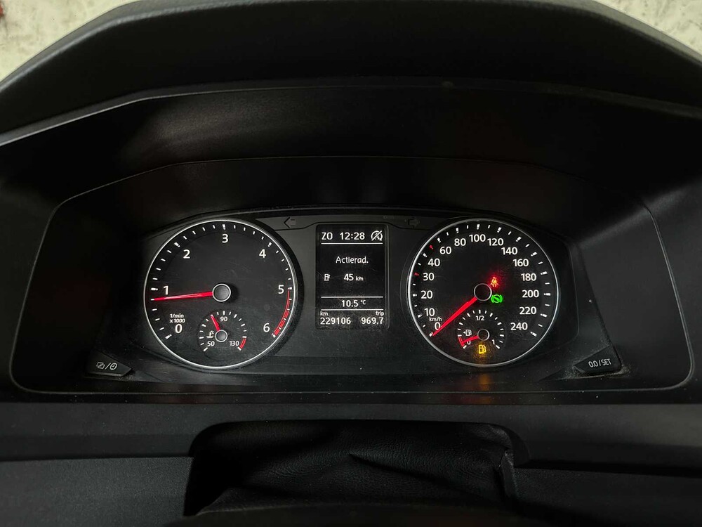 Volkswagen Transporter 2.0 TDI L2H1 204HP DSG -Automatic- 2018, VLF-25-X