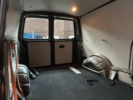 Volkswagen Transporter 2.0 TDI L2H1 204PK 2018, VLF-25-X