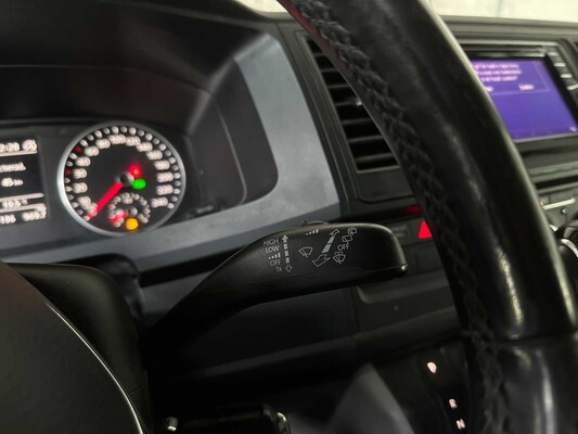 Volkswagen Transporter 2.0 TDI L2H1 204HP DSG -Automatic- 2018, VLF-25-X