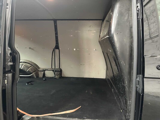 Volkswagen Transporter 2.0 TDI L2H1 204HP DSG -Automatic- 2018, VLF-25-X