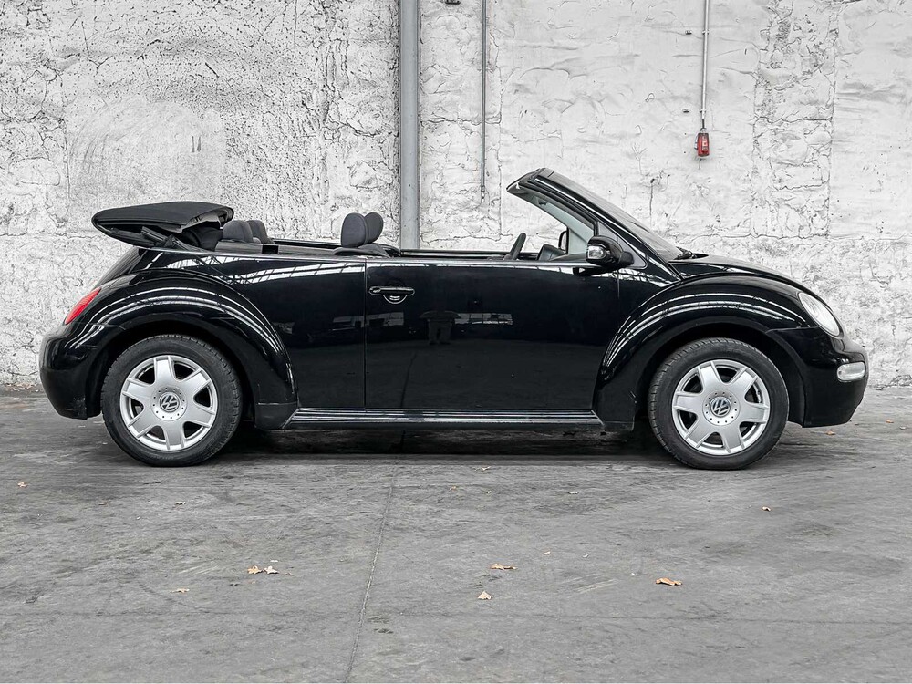 Volkswagen New Beetle Cabriolet 1.4 Turin 75hp 2003, TH-271-J