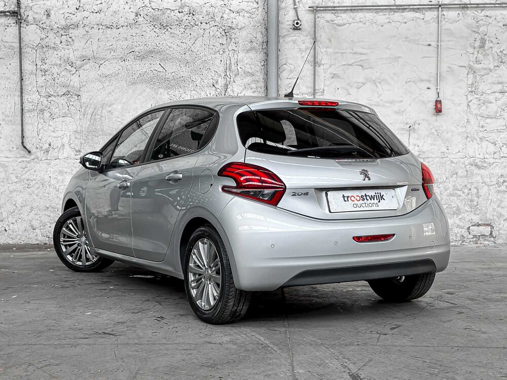 Peugeot 208 1.2 PureTech Allure 82 PS 2017, RL-064-L