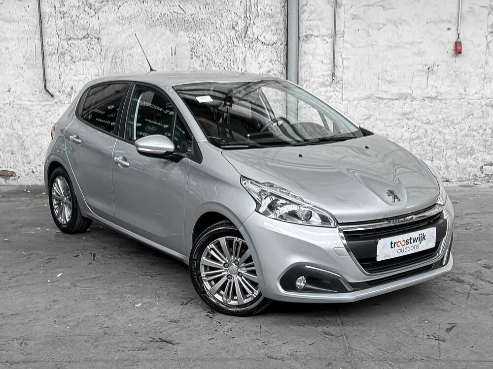 Peugeot 208 1.2 PureTech Allure 82 PS 2017, RL-064-L