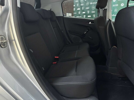 Peugeot 208 1.2 PureTech Allure 82 PS 2017, RL-064-L