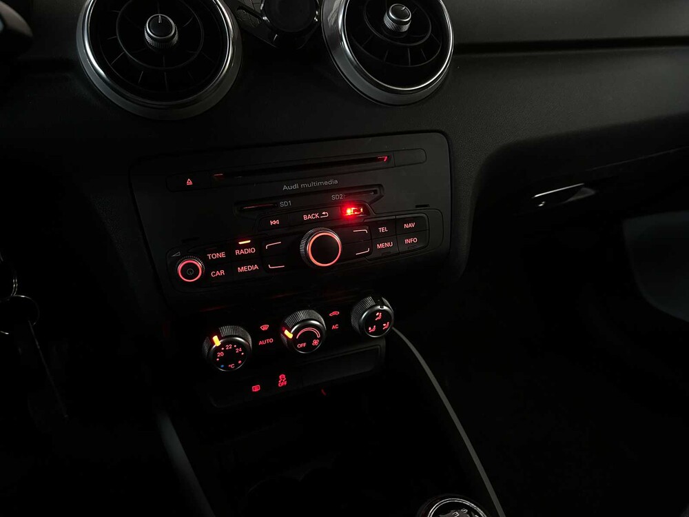 Audi A1 1.4 TFSI Amb. PL. B. 122HP 2011, 56-PDD-6