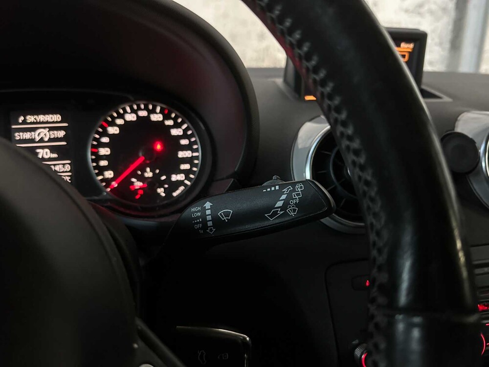 Audi A1 1.4 TFSI Amb. PL. B. 122HP 2011, 56-PDD-6