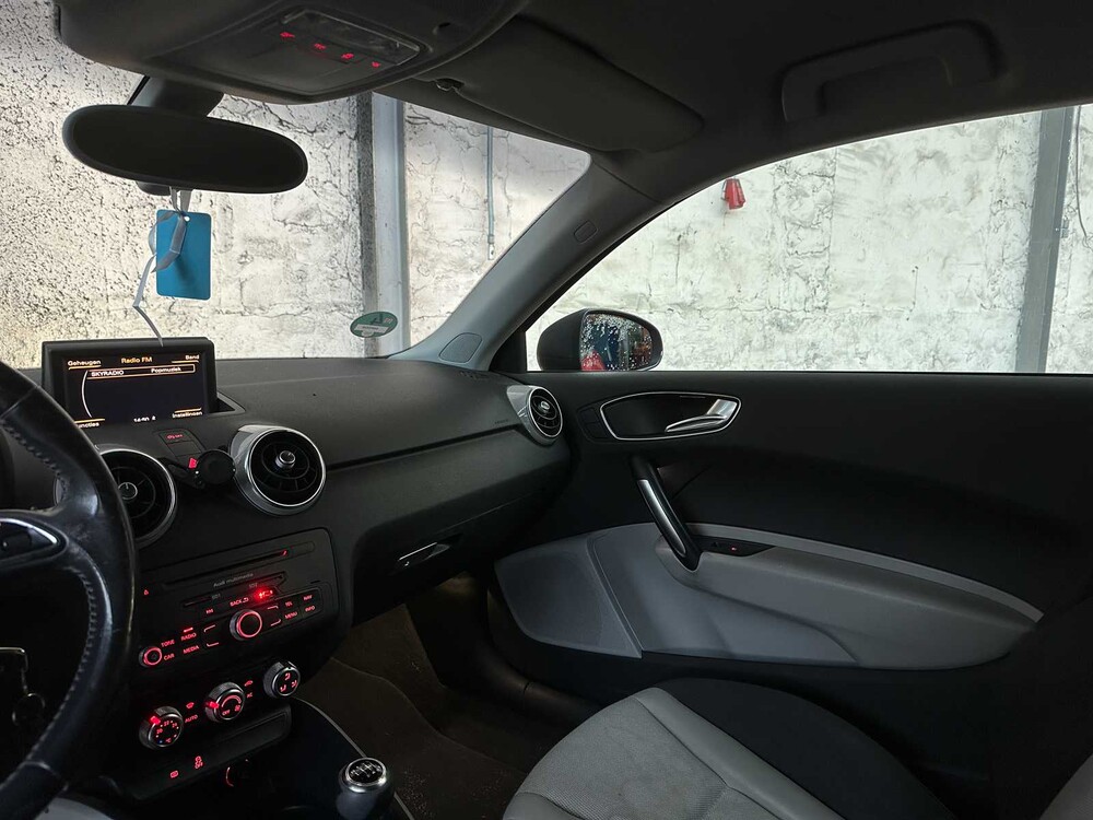 Audi A1 1.4 TFSI Amb. PL. B. 122HP 2011, 56-PDD-6