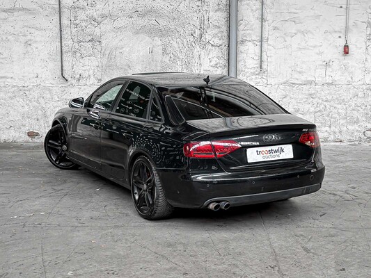 Audi A4 Limousine 2.0 TFSI quattro Pro Line S 211 PS 2010 (Org-NL), 77-LXF-2