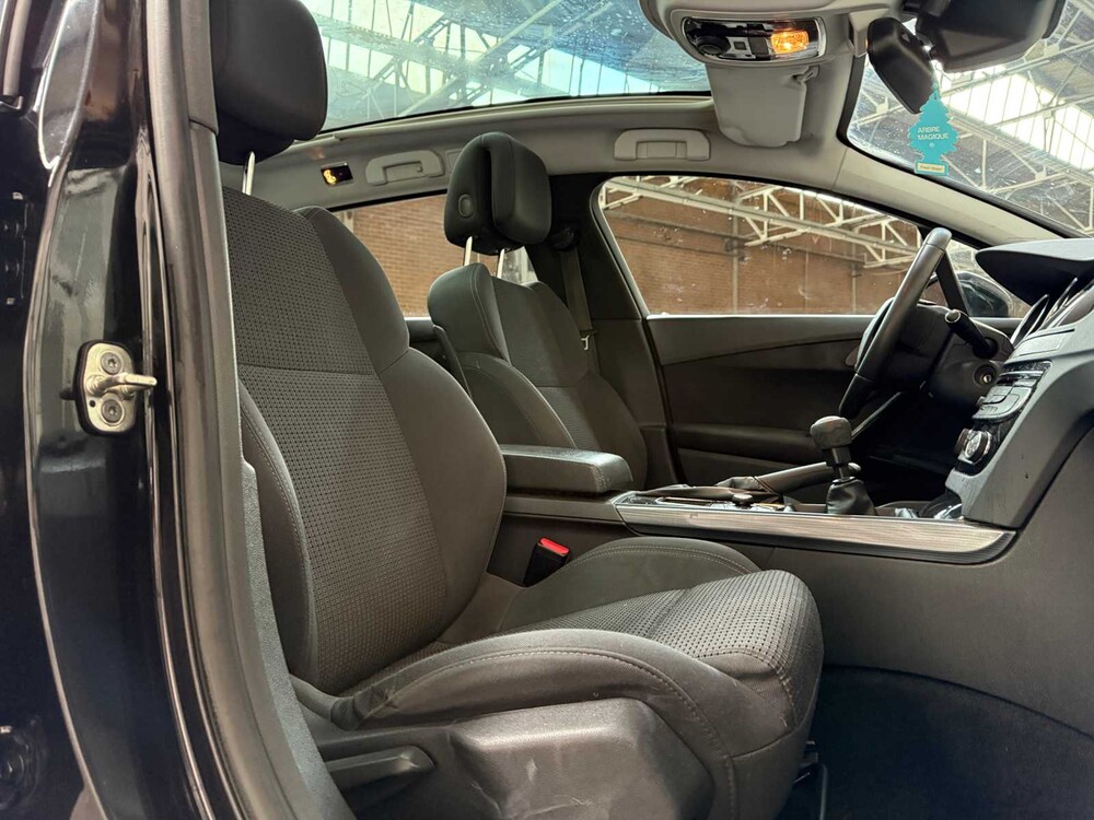 Peugeot 508 SW 1,6 THP Blue L. Exe. 157 PS 2012, 33-TDJ-1