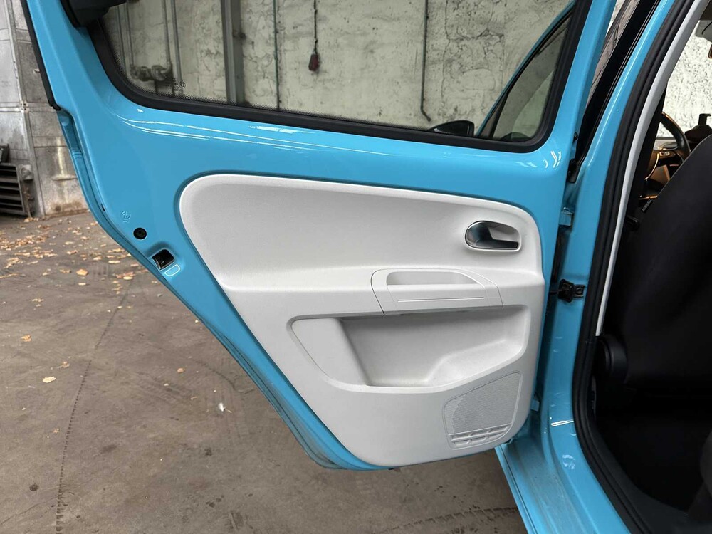 Volkswagen e-up! 60Kw 82HP 2018, K-672-HP