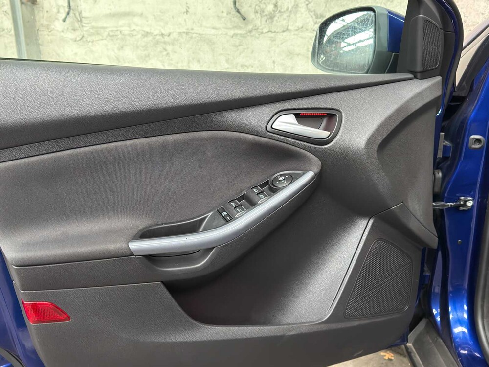 Ford Focus Wagon 1.0 EcoB. Edit. Plus 125hp 2014, 2-XLH-94