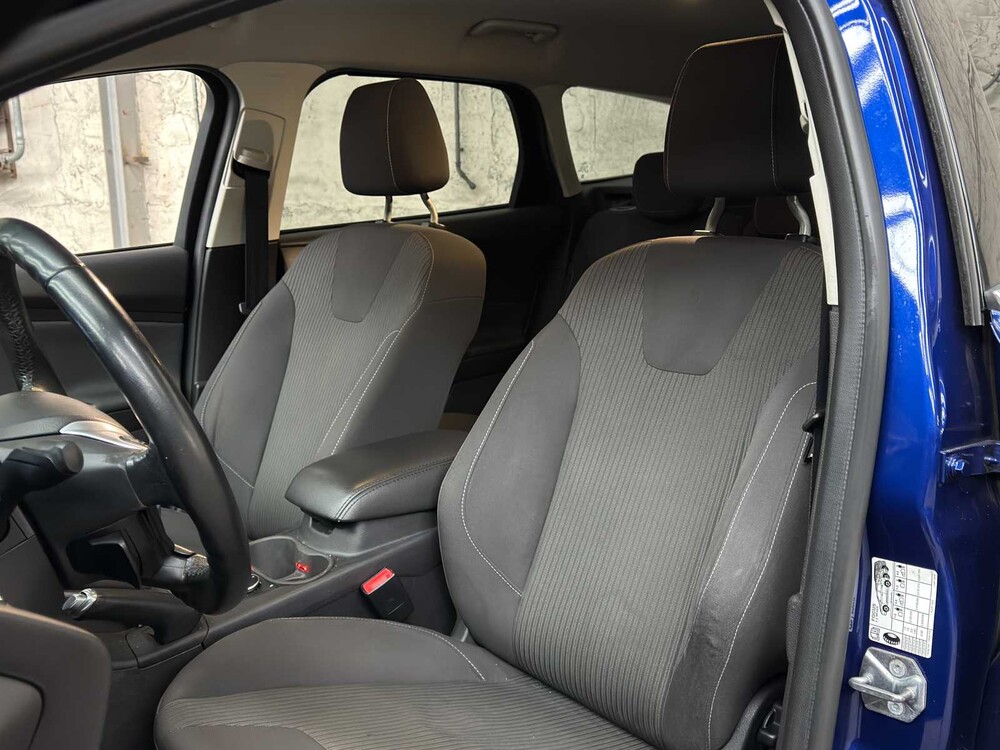 Ford Focus Wagon 1.0 EcoB. Edit. Plus 125hp 2014, 2-XLH-94