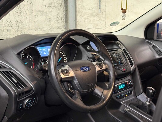 Ford Focus Wagon 1.0 EcoB. Edit. Plus 125hp 2014, 2-XLH-94