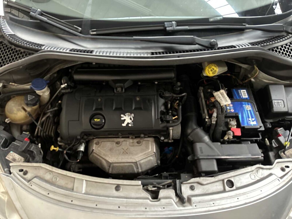 Peugeot 207 1.4 VTi XS Pack 95Hp 2007, 43-SRF-3