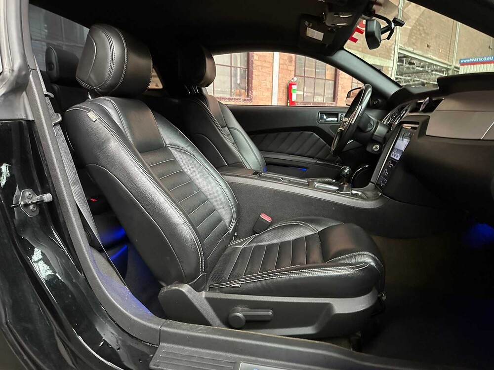 Ford Mustang GT 5,0 V8 416 PS 2013 -Schaltfach-