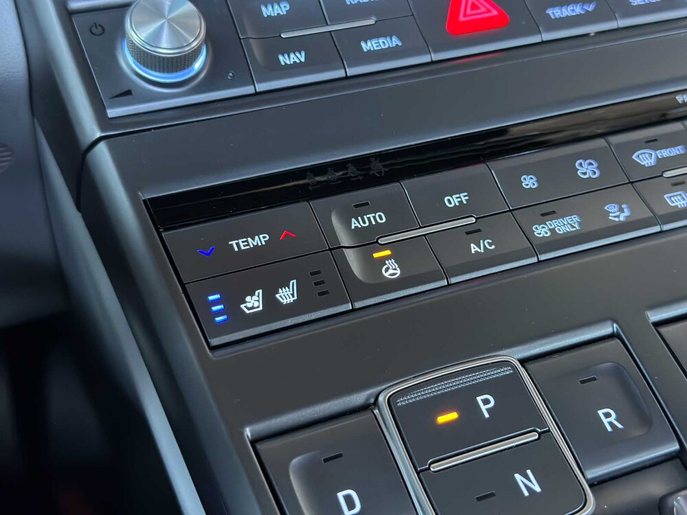 Hyundai NEXO FCEV Plus Pack 163pk 2020 (Origineel-NL), J-193-NB